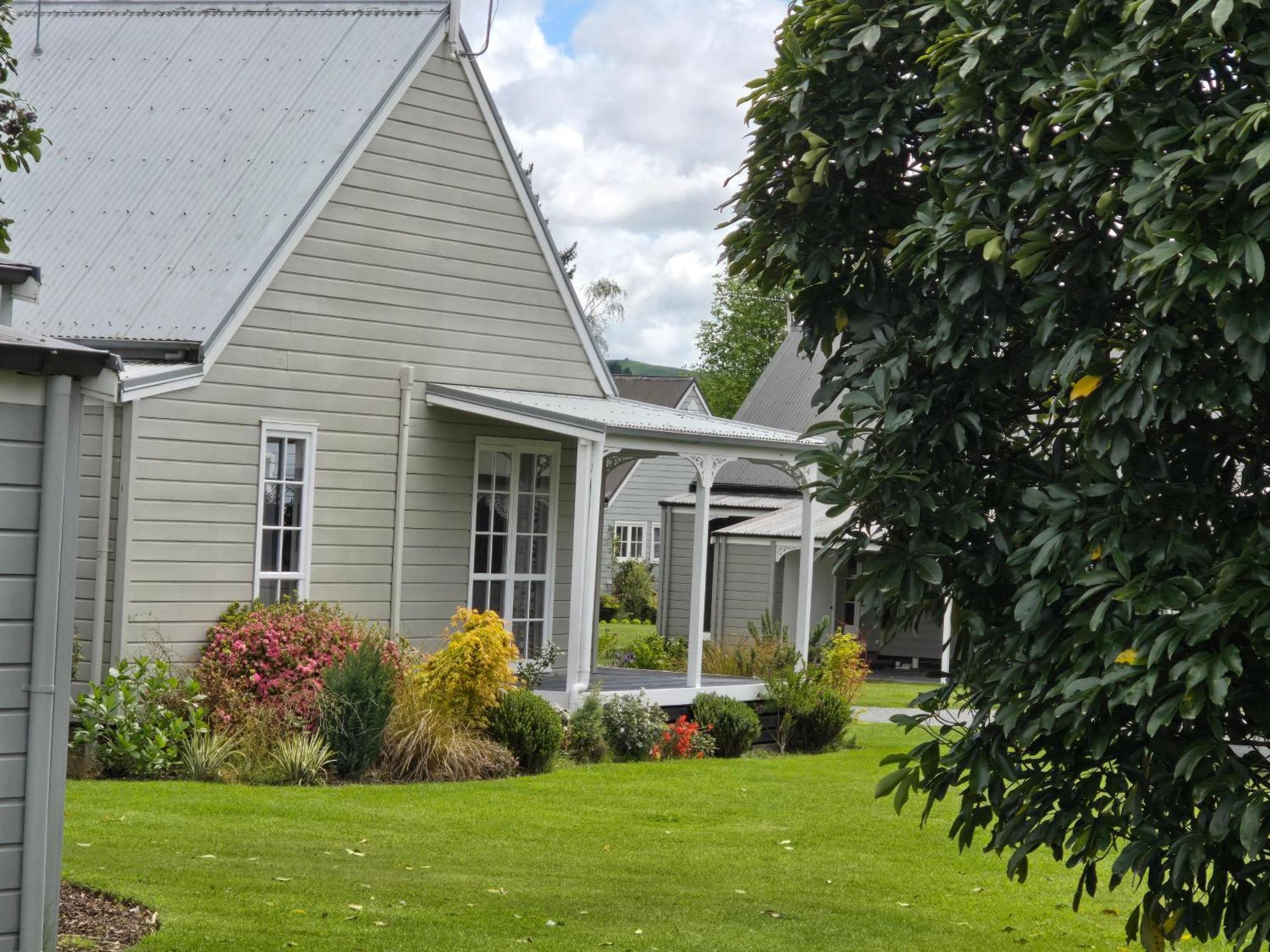 Huka Falls Resort Taupo Exterior foto The former school buildings at 100 St. John's Street, Ponsonby, Auckland, New Zealand.